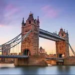 Nice Flat In Heart Of London